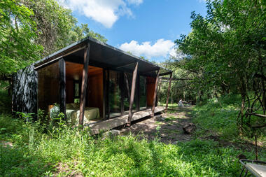 Gallery of House in the Forest / MALVINA ZAYAT estudio de arquitectura   - 15