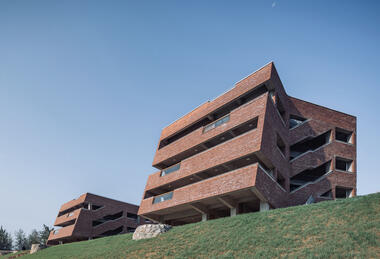 Tongtai School / E PLUS/SZA DESIGN