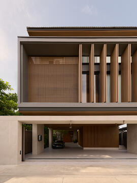 Casa Khun Atiruj / PAON Architects Co.,Ltd.