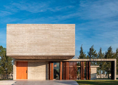 Casa Guayubira  / TIM ARQUITECTOS