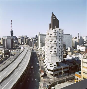 A Restored Module from Tokyo’s Nakagin Capsule Tower Goes on Year-Long Display at MoMA