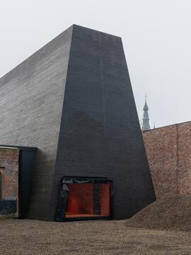 Abby Kortrijk / BAROZZI VEIGA