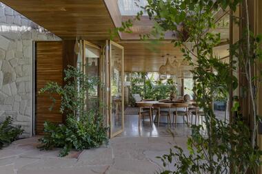 Casa Coral / Sidney Quintela Architecture + Urban Planning