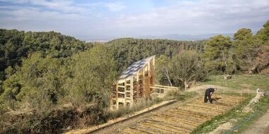 Pequeñas estructuras, gran impacto: cuatro prototipos rurales para un planeta en transformación