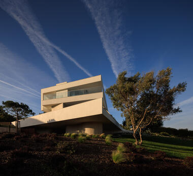 Ria House / Mário Martins Atelier