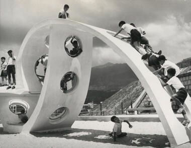 Gallery of Playscapes and Public Imagination: The Ambiguous Play in Urban Life of Hong Kong  - 1