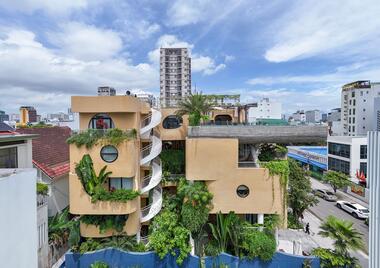 Hotel Boutique Saha / Ho Khue Architects