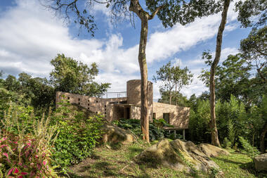 Nola Cabin / Yemail Arquitectura 